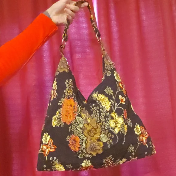 Floral Embroidered Women's Bag - Picture 1 of 3